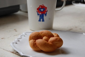 ミャクミャクっぽいパン