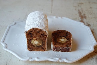 カフェモカとナッツのシュトーレン